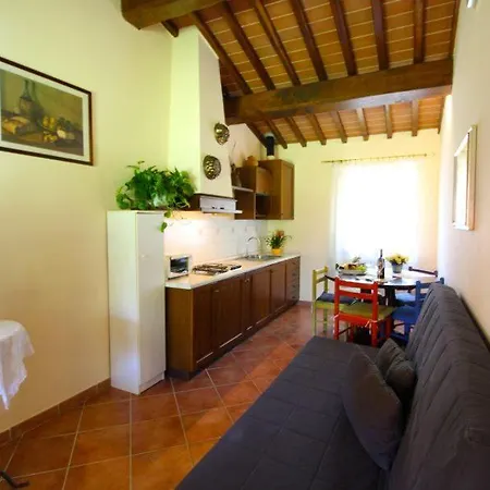 Piantravigne Sleeps 5 Pool Wifi Castelfranco di Sopra